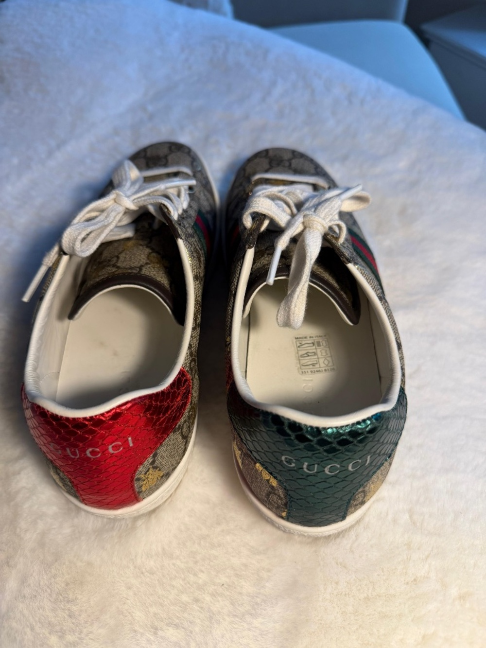 Gucci Sneakers - Picture 2 of 3